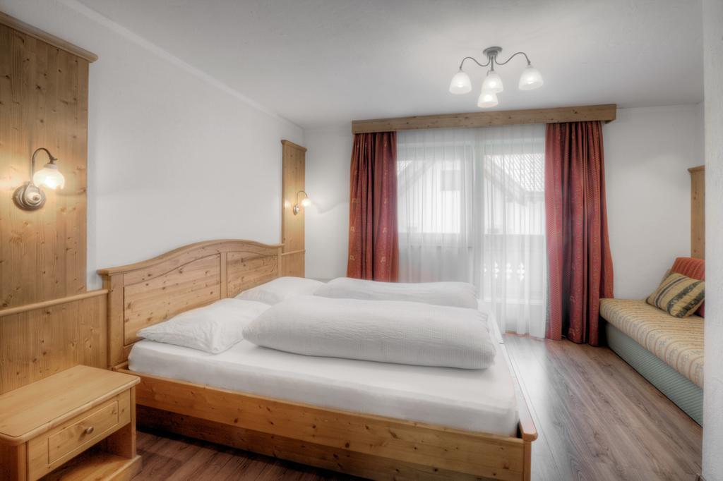 B&B Bracun Corvara In Badia Camera foto